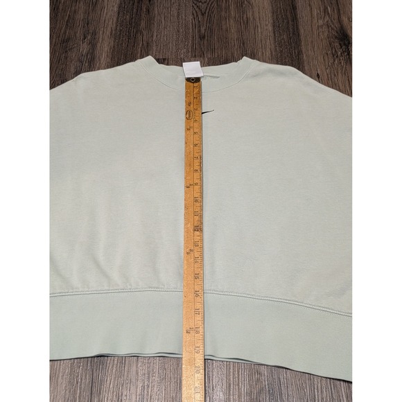 Nike Cropped Sweatshirt Pullover Minimalist Everyday Top Medium - Picture 4 of 5